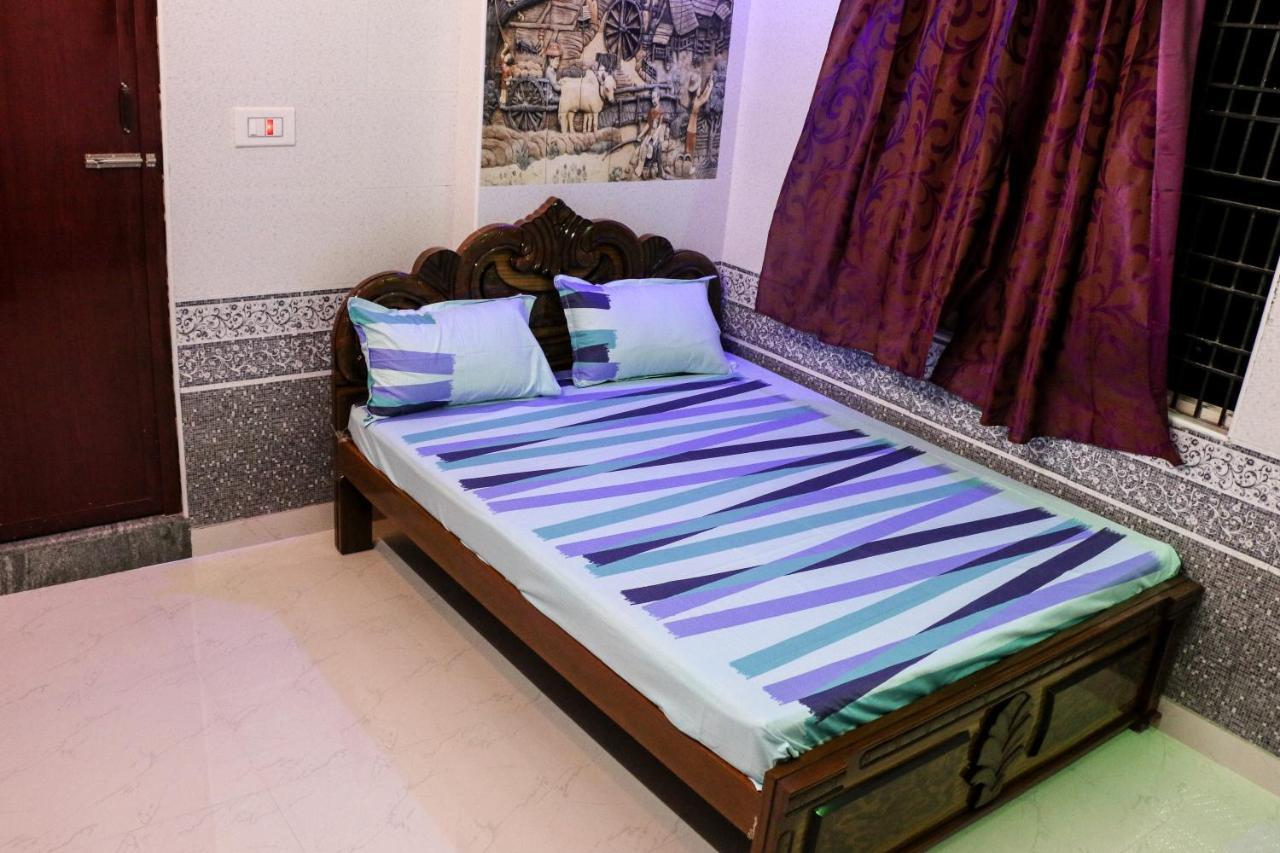 Sri Priya Lodge Dharmapuri ภายนอก รูปภาพ