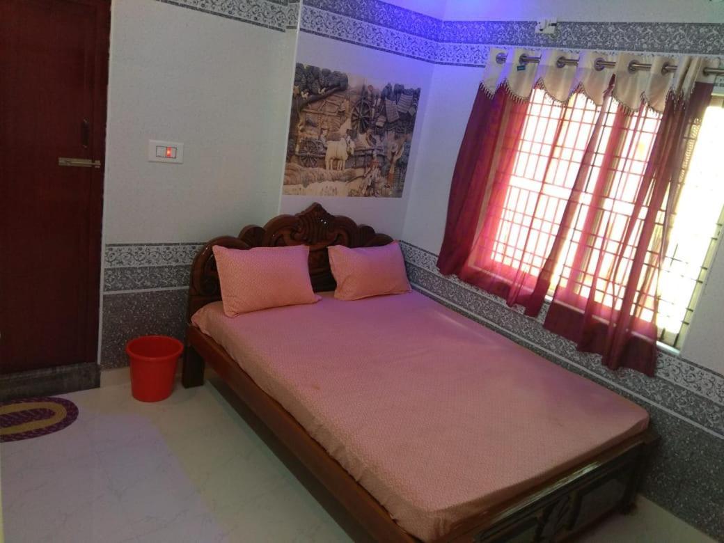 Sri Priya Lodge Dharmapuri ภายนอก รูปภาพ
