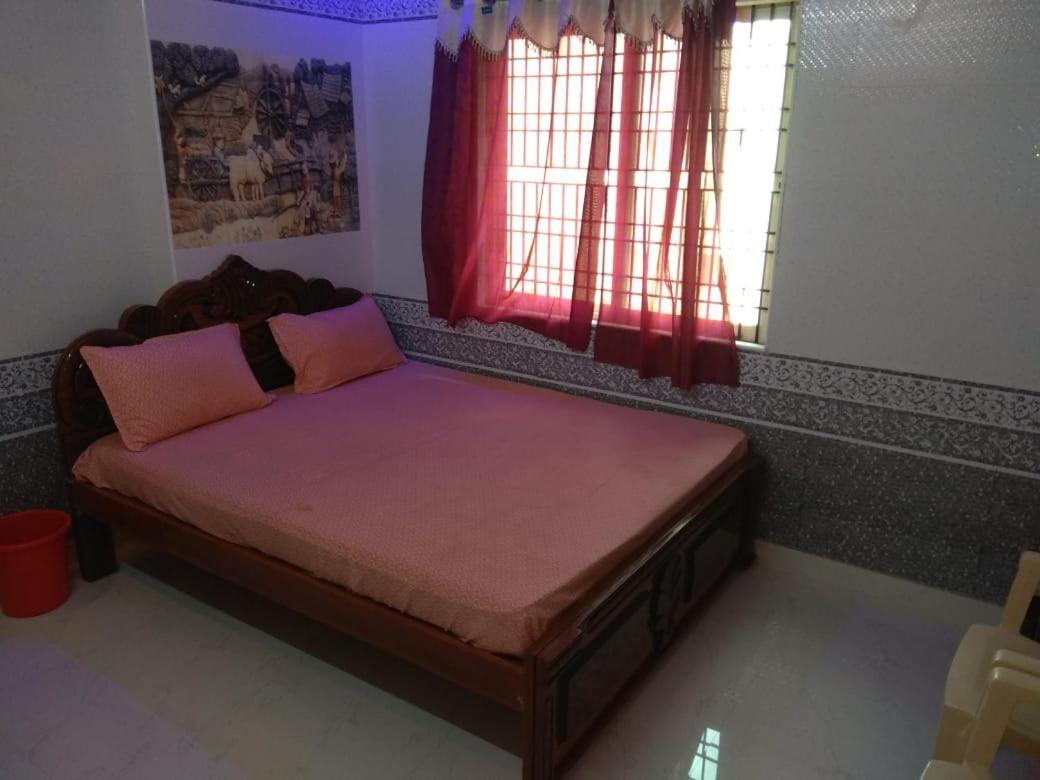 Sri Priya Lodge Dharmapuri ภายนอก รูปภาพ